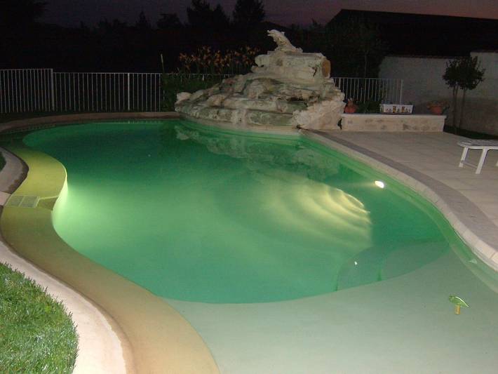 Gîte pour 6 personnes, avec balcon ainsi que piscine et jardin à Mallemort - 4