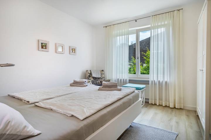 Zimmer für 2 Personen, mit Garten in 