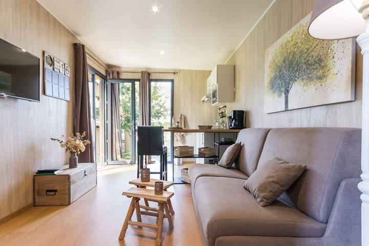 Cabane au cœur du Vignoble Nantais avec piscine privative chauffée in Aigrefeuille-sur-Maine, Région de Nantes