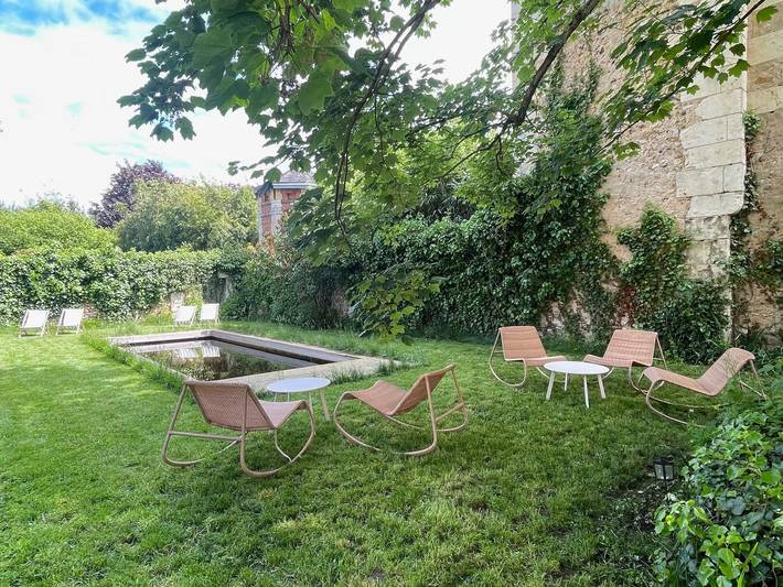 Großes Historisches Haus mit Garten, Beheiztem Pool & Modernen Annehmlichkeiten im Herzen von Nogent-le-Rotrou in Nogent-le-Rotrou, Nogent-le-Rotrou und Umgebung