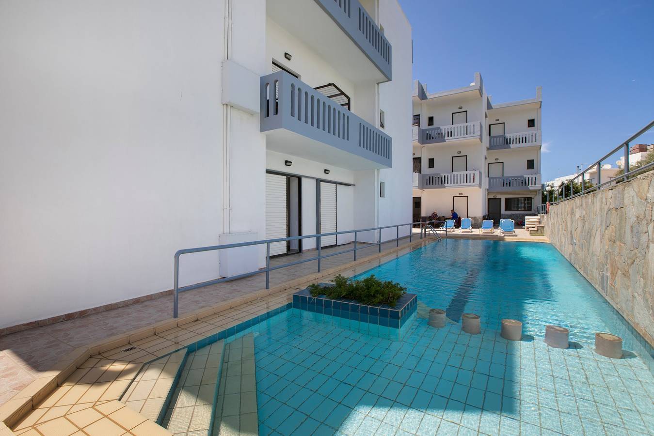 Gehele studio, Studio Popi Budget 2 Volwassenen met Uitzicht op de Bergen, Wi-Fi en Airconditioning in Agia Marina, Chania en omgeving