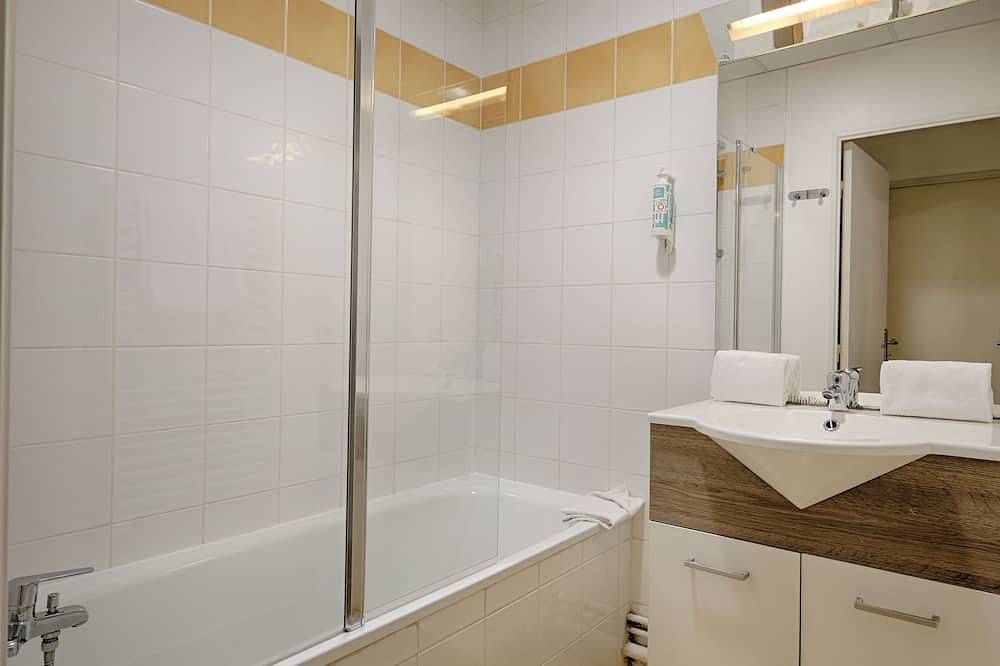 Apartamento entero, À 3 km de la gare Rer E | Accès rapide à Paris in Nogent-sur-Marne, Valle del Marne