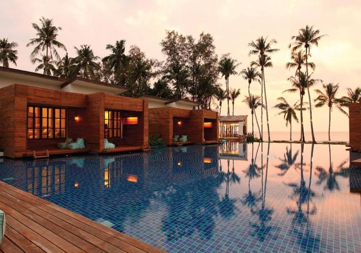 Resort para 2 personas, con piscina además de vistas y jardín - 1