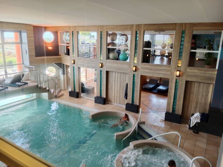 Camping für 8 Personen, mit Whirlpool und Garten sowie Kinderpool, kinderfreundlich in Canet-en-Roussillon - 2