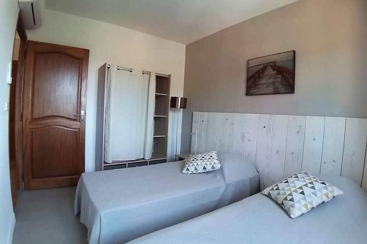 Location de vacances pour 8 personnes, avec jardin et terrasse à La Roquette-sur-Siagne - 2