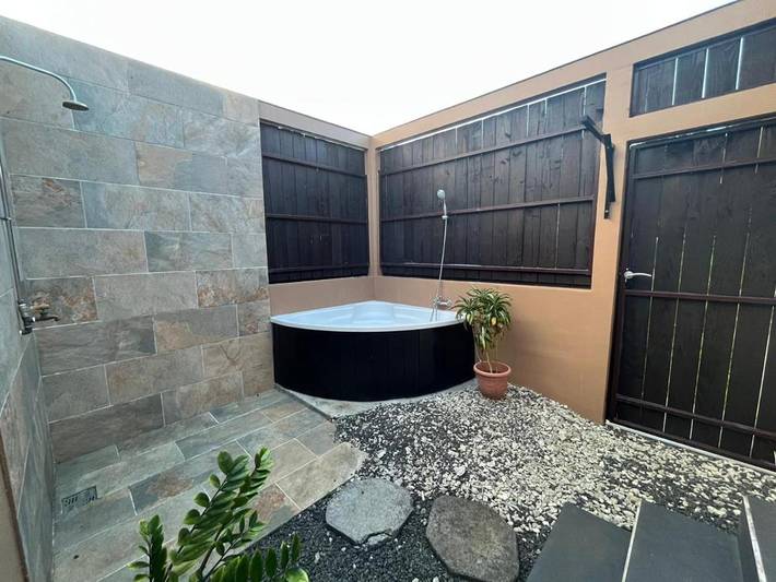 Location de vacances pour 3 personnes, avec vue et jardin, animaux acceptés dans Taravao - 2