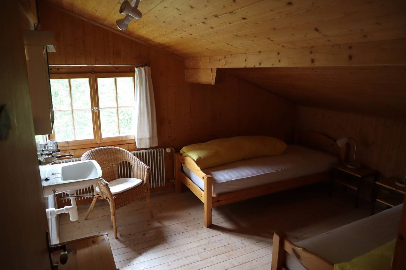Gasthaus Sonnenhof Preda - Doppelzimmer mit Etagendusche/-Wc in Bergün, Bergün Filisur