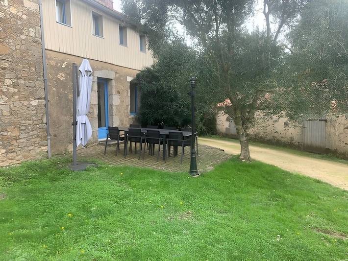 Gîte pour 8 personnes, avec jardin et terrasse dans les Deux-Sèvres - 2