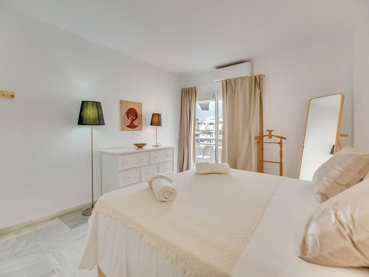 Geheel vakantieappartement, Vakantieappartement voor 3 personen met terras in Benalmádena Costa, Benalmádena