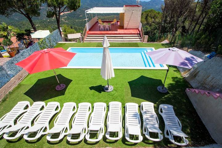 Villa pour 12 personnes, avec Balcon ainsi que Terrasse et Jardin à Lloret de Mar