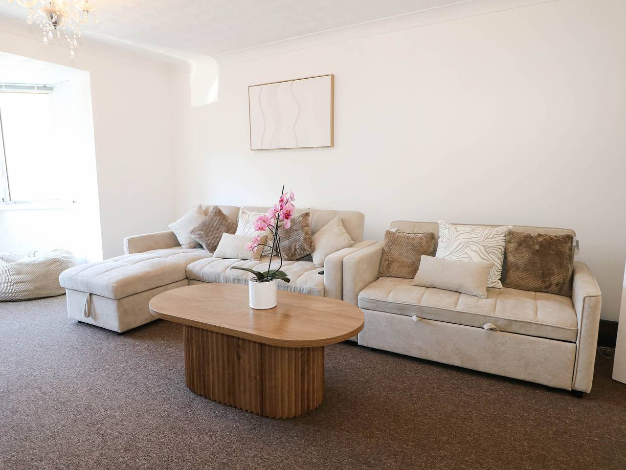 4 Atlantic Close in Ocean Village, Southampton
