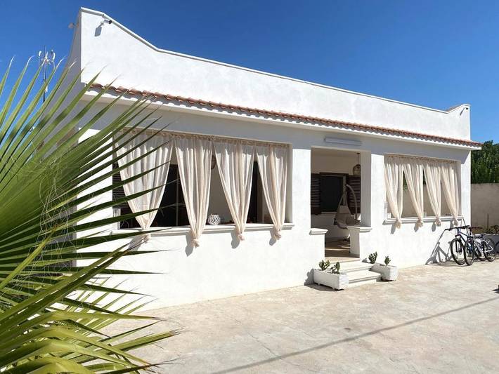 Villa per 6 persone, con giardino e piscina nonché panorama, con animali domestici - 1