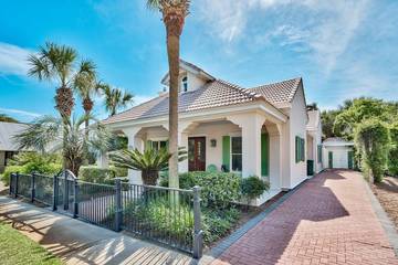 Vacation House for 6 Guests in Tang-O-Mar Beach, Miramar Beach, Picture 1