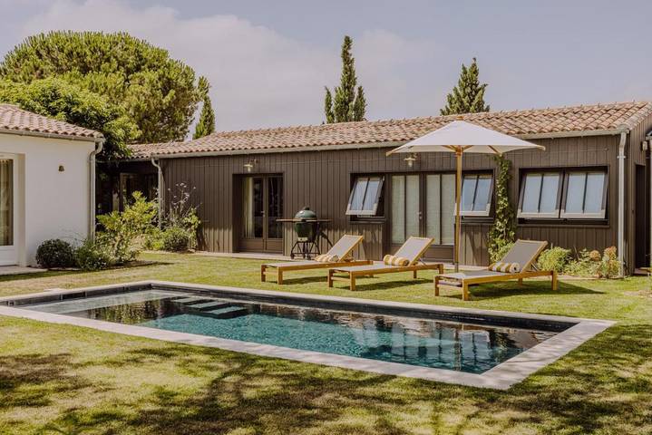 Chalet para 10 personas, con jardín y piscina - 1
