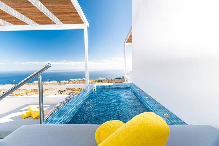 Chalet para 5 personas, con jardín y jacuzzi en Santorini