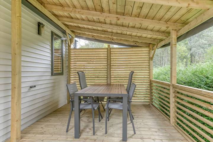 Caravane pour 4 personnes, avec balcon/terrasse et terrasse à Le Bourg-d'Oisans - 3