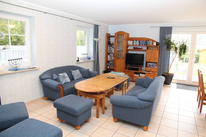 Ferienhaus für 8 Personen, mit Garten und Sauna in Norden - 2