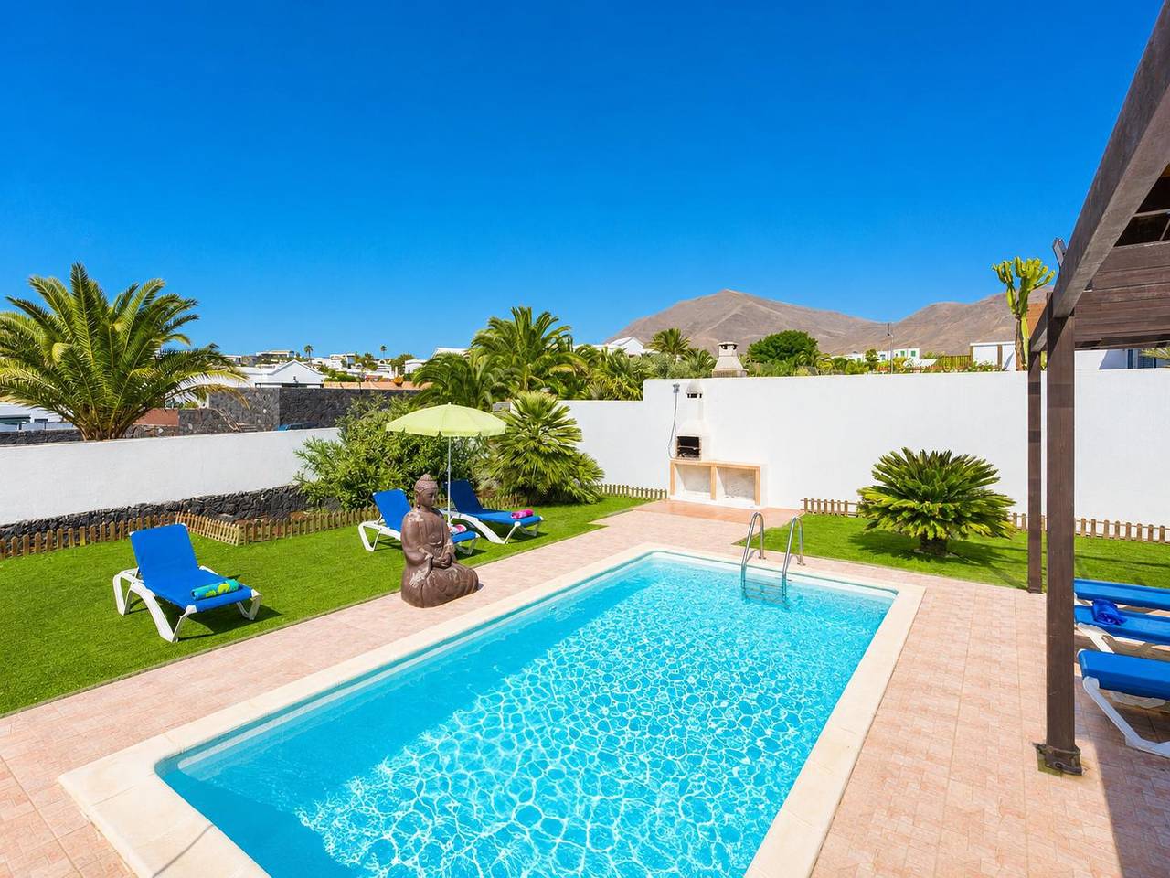 Villa Tropical in Playa Blanca, Yaiza