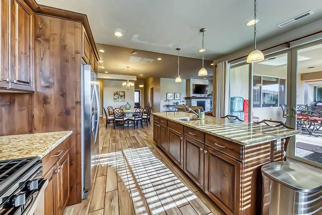 Herausragende Familie mieten w / geräumigen Terrasse, Gemeinschafts-Pool, Clubhaus und Whirlpool! in Santa Clara (UT), Zion Nationalpark