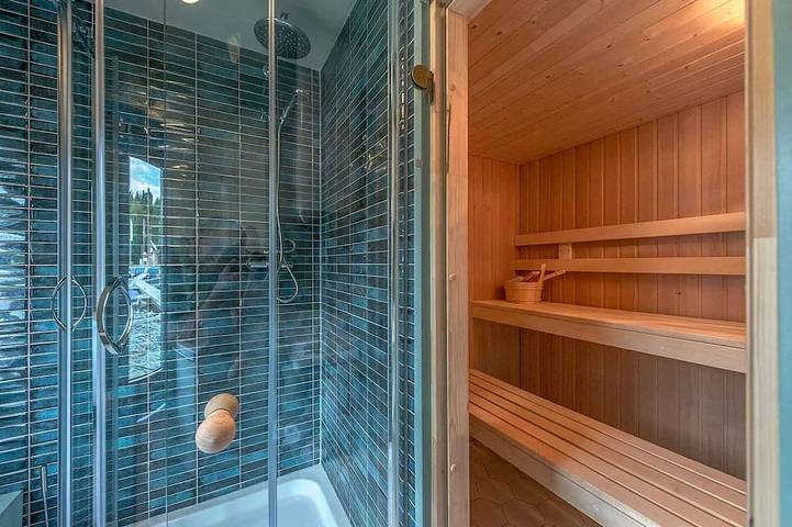 Traumhaff® Hausboot La Péniche  / Ostsee-Design, Sonnenuntergang & Sauna an Bord in Luckow, Vorpommern Greifswald