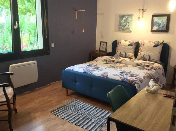 Appartement de vacances pour 2 personnes, avec jardin et vue ainsi que piscine et terrasse