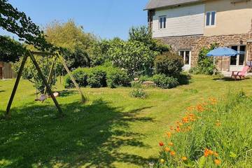 Gîte pour 6 personnes, avec jardin et terrasse, animaux acceptés à Ver (homonymie)