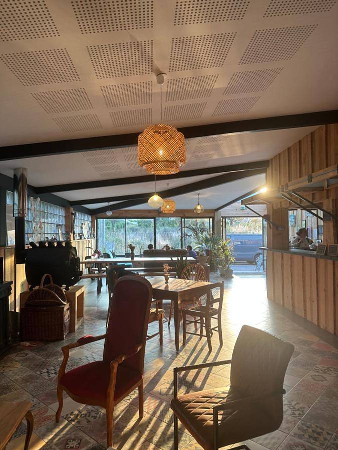 Auberge, avec Terrasse et Jardin