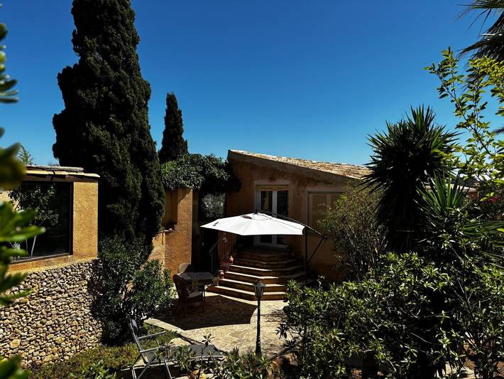 Villa für 2 Personen, mit Garten und Pool sowie Terrasse auf Mallorca