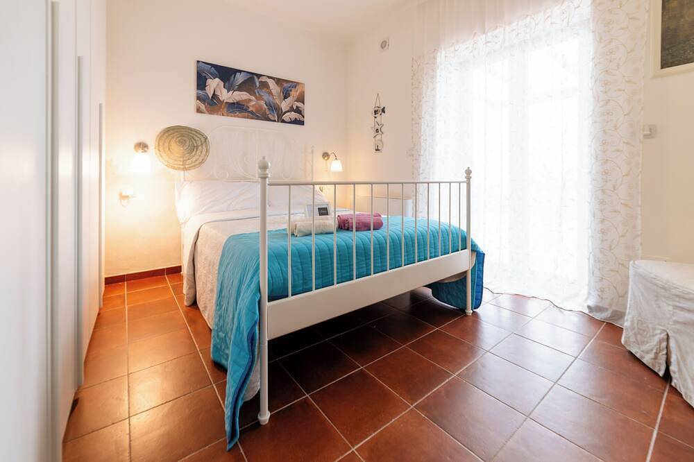 [Fortunacasavacanze] with solarium with panoramic view Castellabate(Sa) in Castellabate, Cilento
