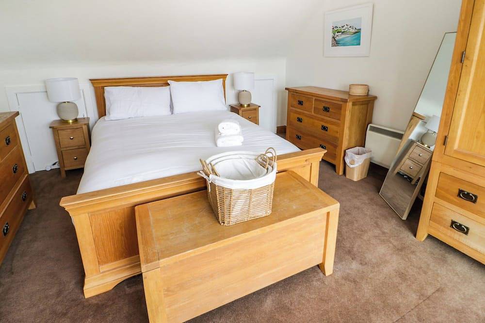 3 Moranedd, family friendly, character holiday cottage in Moelfre in Moelfre, Insel Anglesey