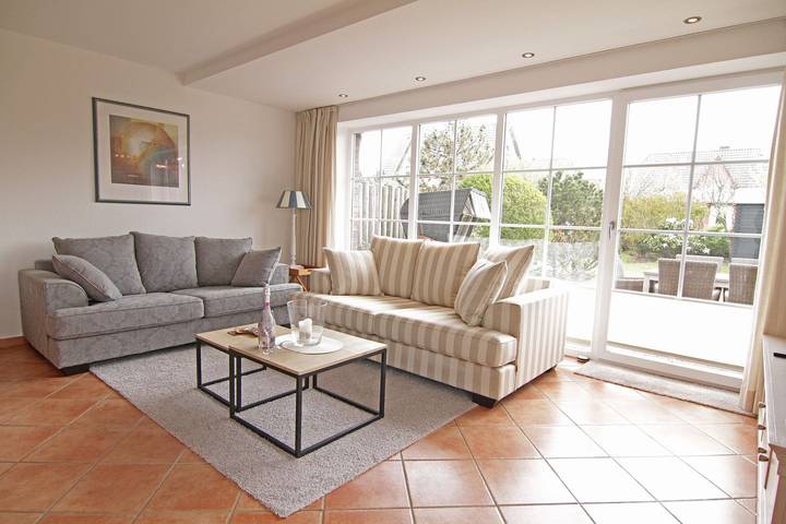 Ferienhaus für 6 Personen, mit Garten in Wenningstedt - 2