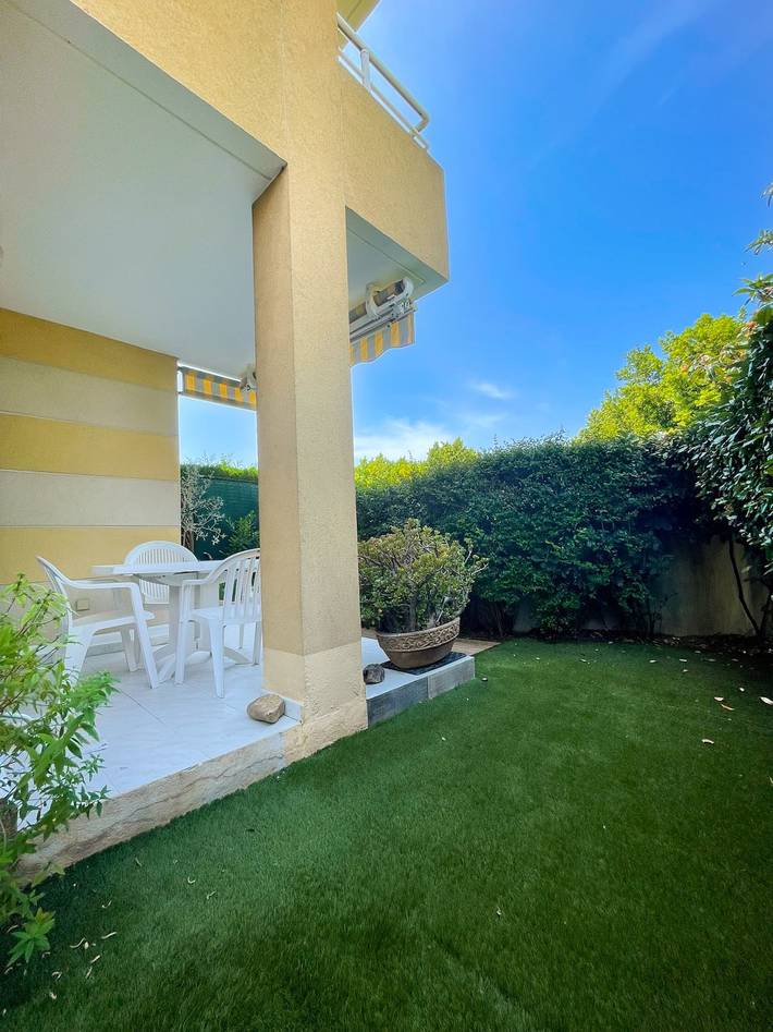 Appartement de vacances pour 4 personnes, avec Terrasse et Jardin