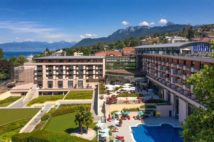 Hôtel pour 4 personnes, avec jardin ainsi que sauna et vue sur le lac
