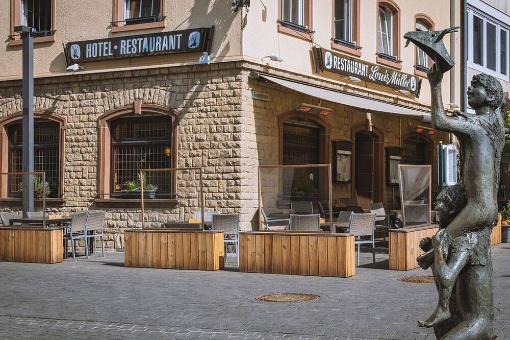 Vierbettzimmer Loum - Hotel Louis Müller in Bitburg, Eifelkreis Bitburg-Prüm