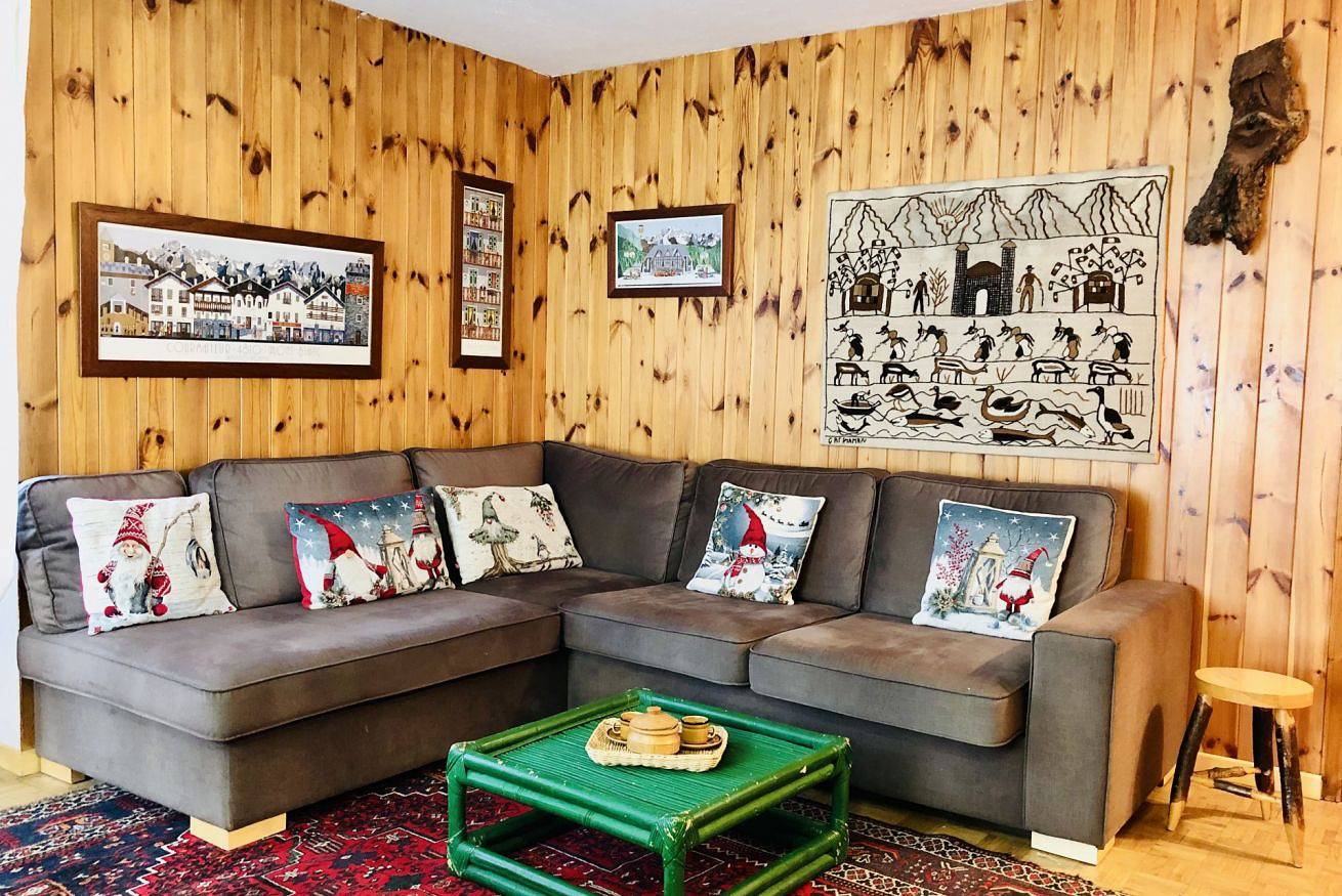 Appartamento intero, Guesthost - Casa Carola - Lovely Courmayeur Flat! in Courmayeur, Alpi Pennine