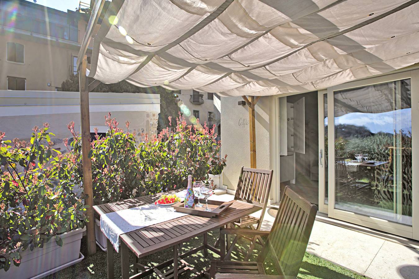 Apartamento entero, Caffè Priscilla House parking & lakeview in Saló, Montañas Garda