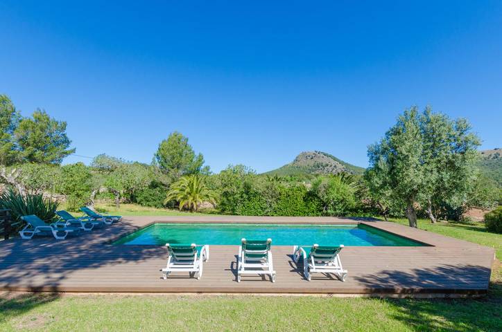 Ferienhaus für 10 Personen, mit Terrasse und Garten sowie Pool in Cala Ratjada