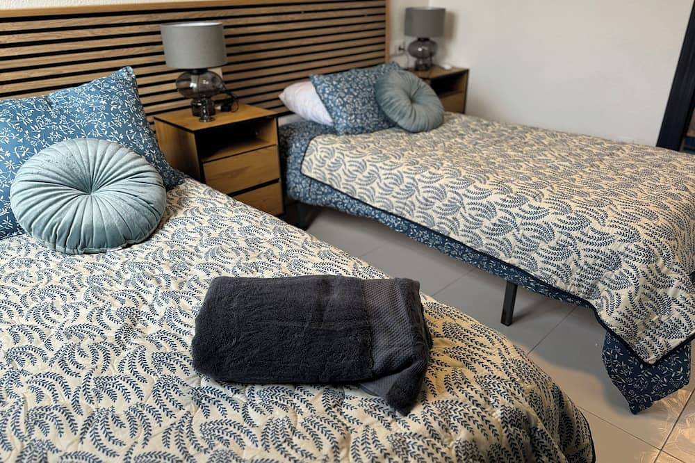 Appartement entier, Luxury 2-Bed Marina Apartment in Alcossebre overlooking the Mediterranean! in Alcossebre, Alcalà de Xivert