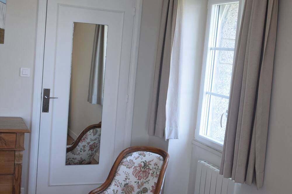 Villa familiale donnant directement sur la mer in Le Cabellou, Concarneau