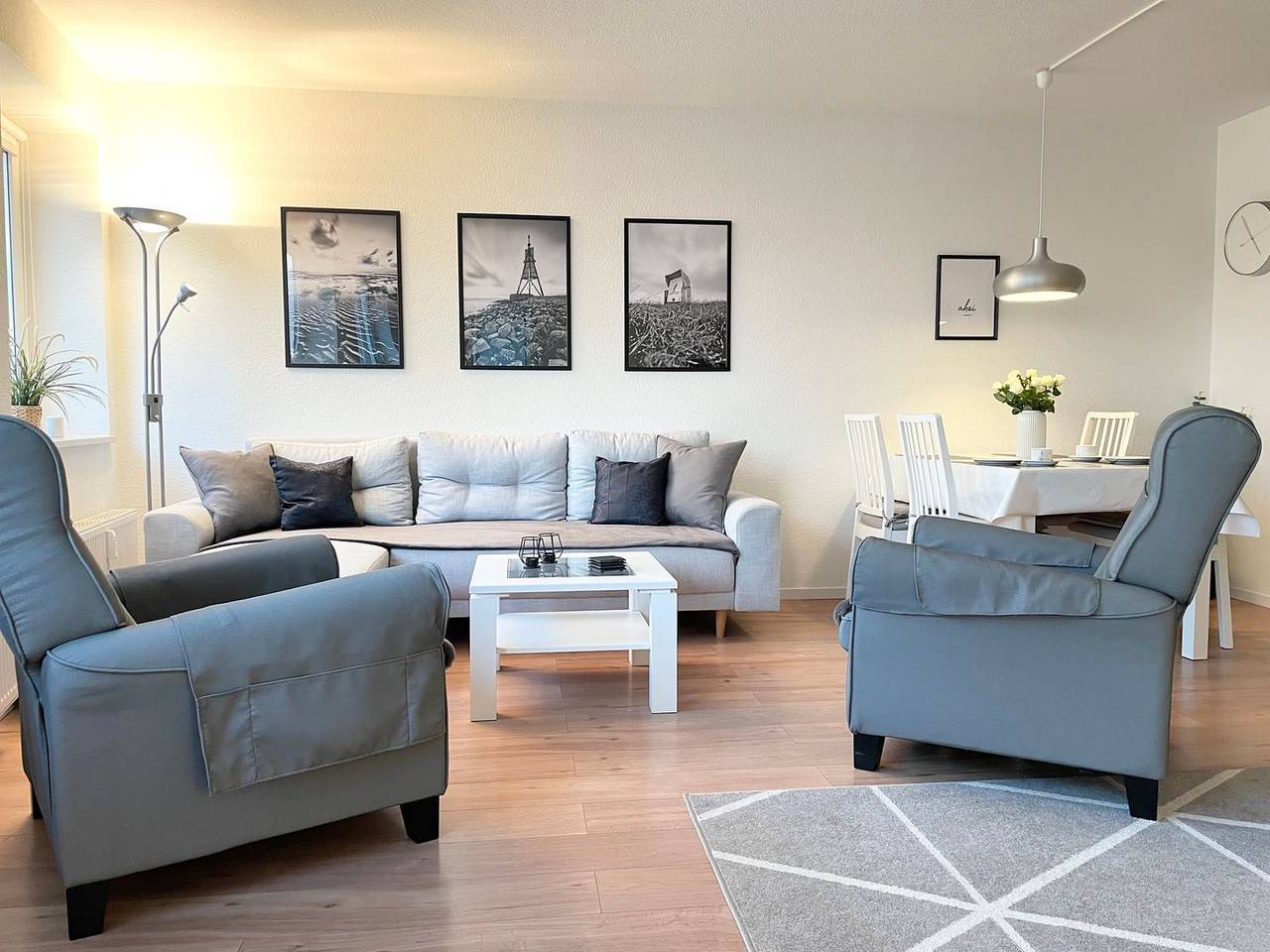 Ganze Wohnung, C2.2 - Großzügige, hübsche Ferienwohnung mit Balkon und Meerblick in Sahlenburg Strand, Cuxhaven
