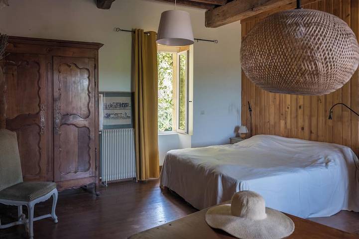 Location de vacances pour 6 personnes, avec jardin et terrasse à Baneuil - 2