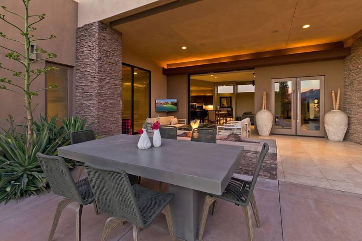 Vacation rental for 8 people, with hot tub and terrace in Bermuda Dunes