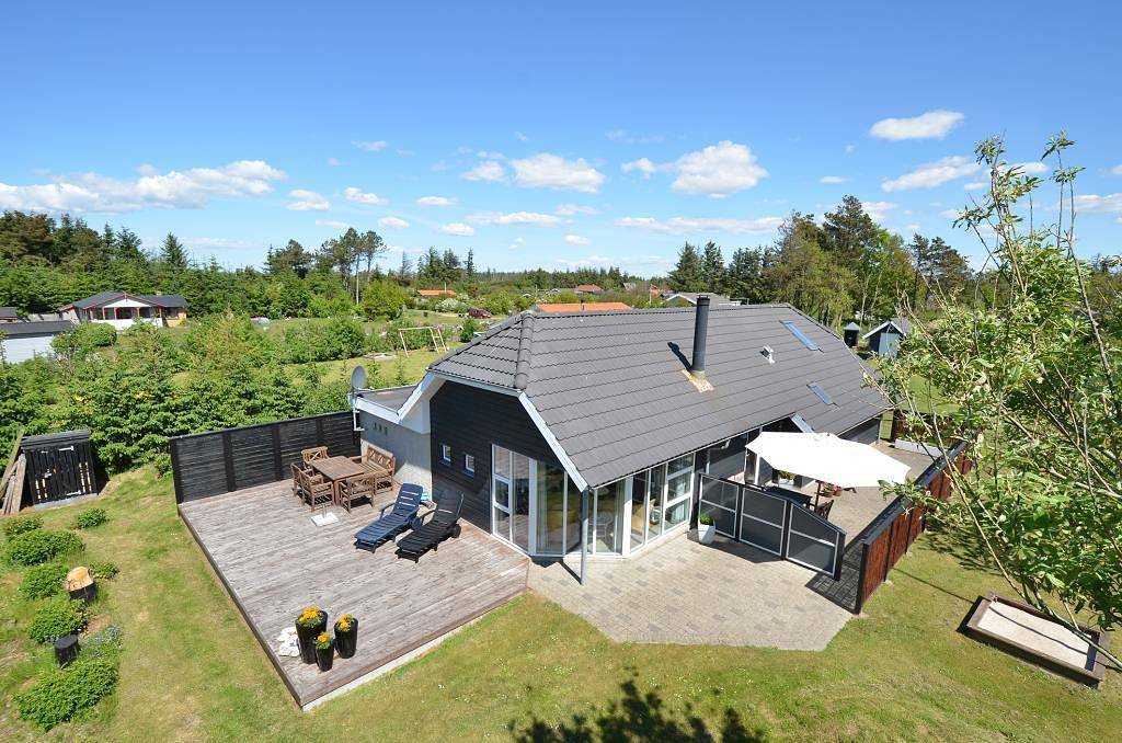 Holiday home by the fjord with really large terrace, sweeping views, sauna and whirlpool in Ulfborg, Nissum Fjord
