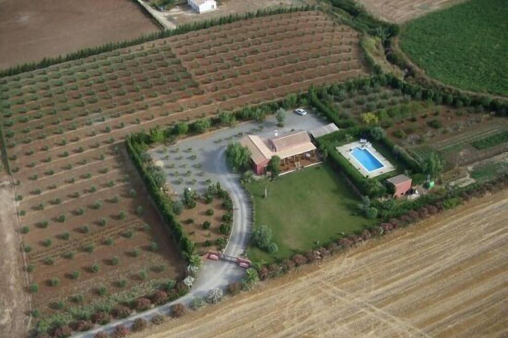 Gîte Las Colmenillas pour 9 personnes in Villamartín, Pueblos Blancos