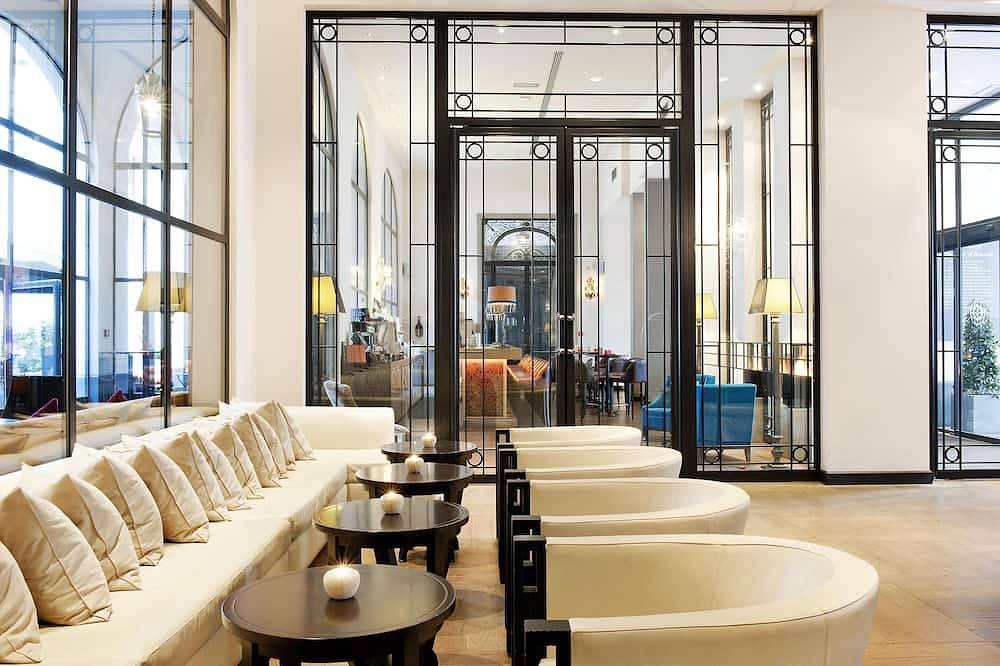 Entire apartment, Stylish Studio Suites Grand Place in Brussels, Brussels region