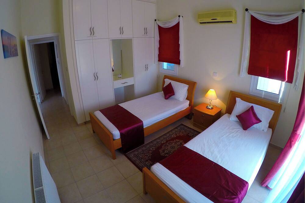 Villa Seraphina - Ein Schönes Villa Bungalow in Peyia. 6 Personen schlafen in Peyia, Südzypern