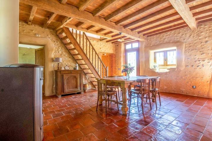 Maison de vacances pour 9 personnes, avec vue et bassin pour enfant ainsi que jardin et piscine en Pyrénées-Atlantiques - 2