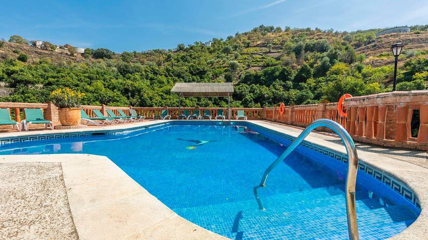 Casa rural para 20 personas, con balcón/terraza en Sayalonga - 2