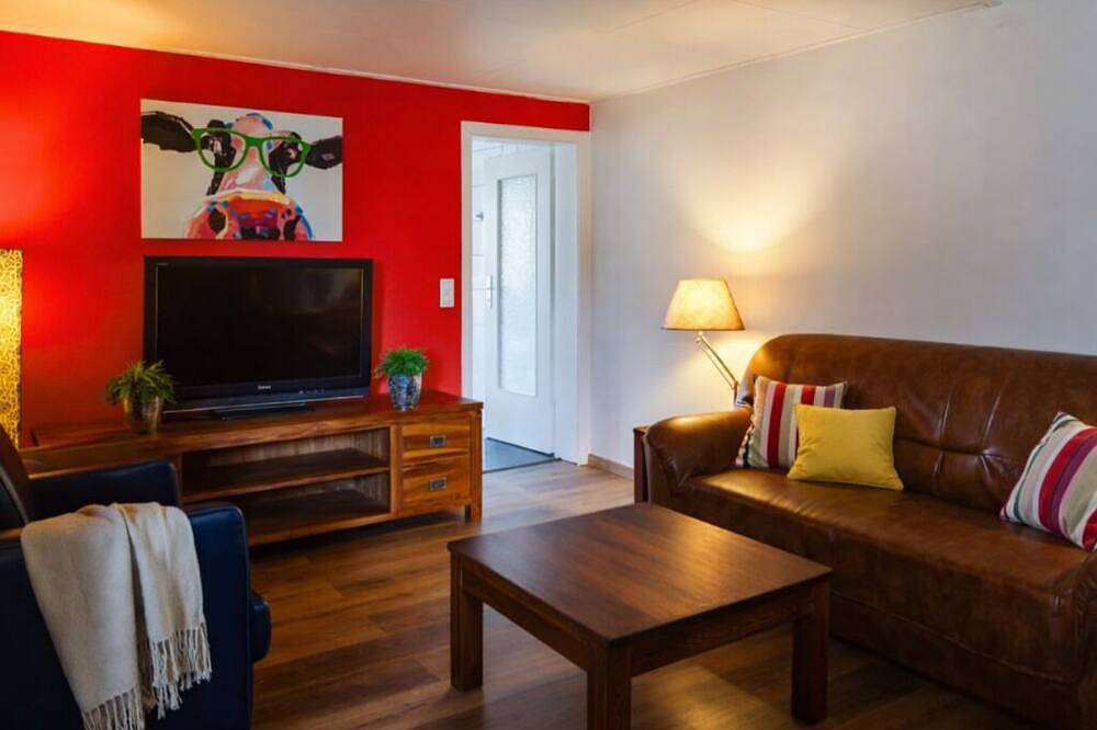 Ganze Wohnung, Apartment Waldeck - comfortable, spacious accommodation in natural surroundings in Twistetal, Waldecker Land