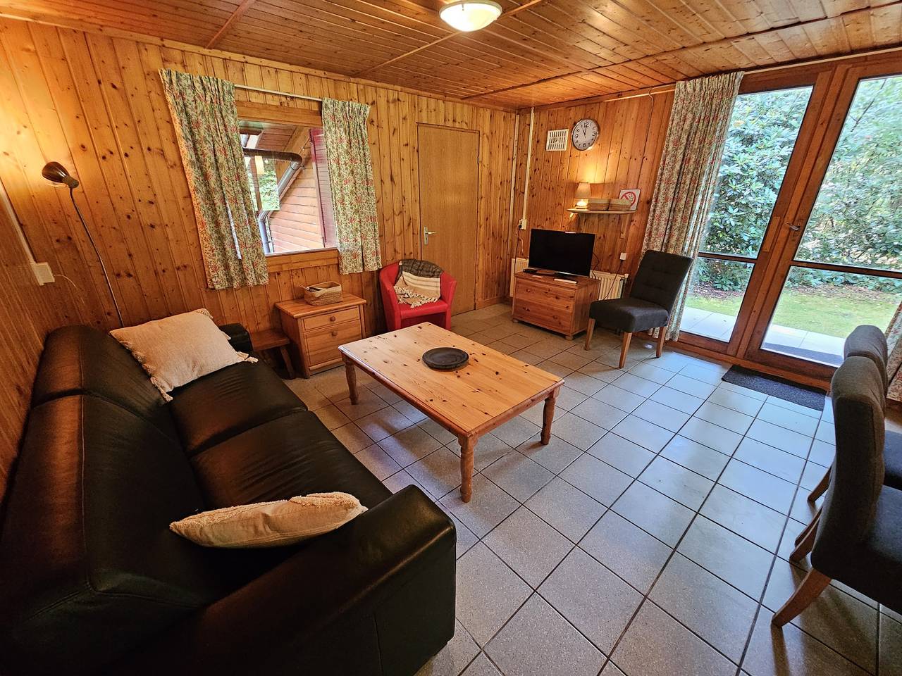 Gemütlich vier Personen Bungalow in Neede, Achterhoek